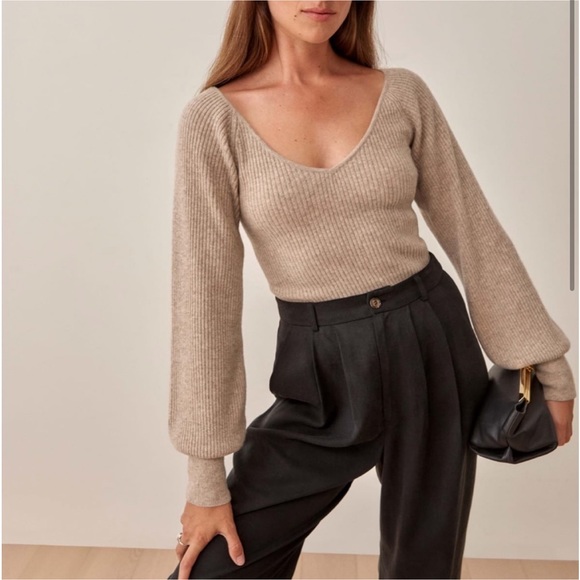 Reformation Sweaters - Reformation Hart Cashmere Sweater in Oatmeal